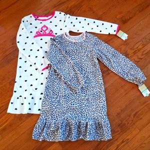 Carter's fleece pajamas 2 nightgowns kids size large 8/10